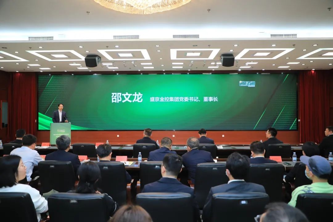 56deaeb5cc23bc110bee2bd8e8b95d17